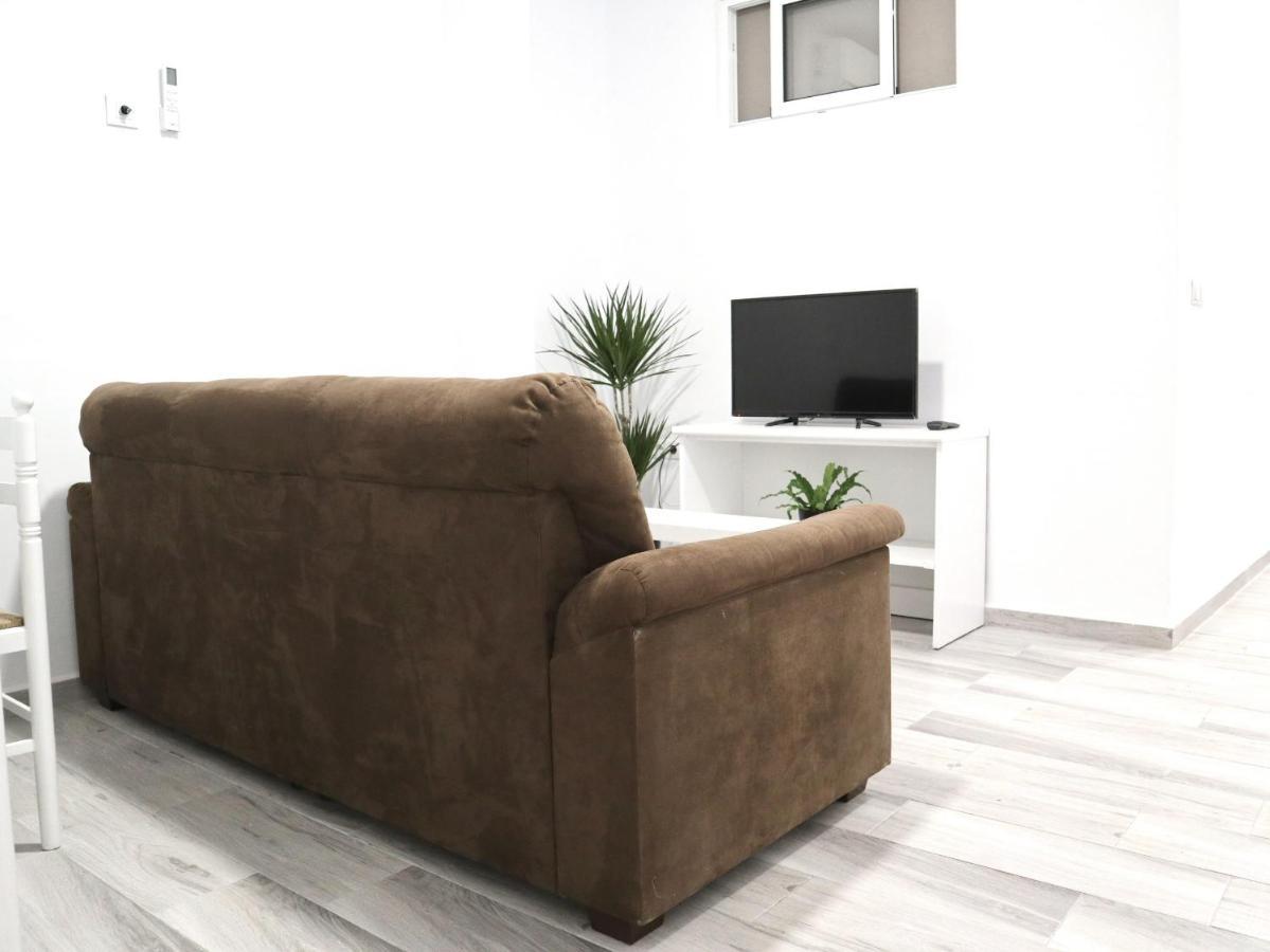 Apartamento Gades Conil A โกนิล เด ลาฟรอนเตรา ภายนอก รูปภาพ